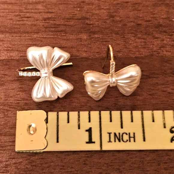 NEW Elegant Pearl Bow Earrings E1P27 - Picture 6 of 6